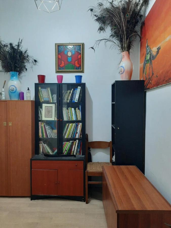 Private Room In A Quiet Apartment In The City Center Milánó Kültér fotó